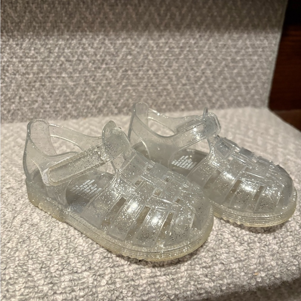 The Gap Kids Transparent Glitter Jelly Shoes size 5